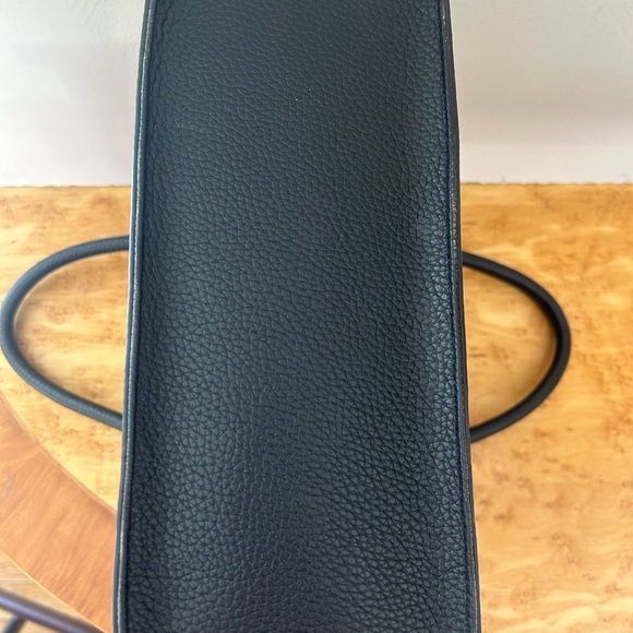 Kate Spade Black bag/ cross strap - Picture 8 of 8